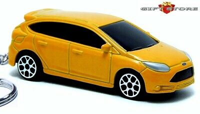 KEY CHAIN YELLOW (ELECTRIC GOLD PEARL) FORD FOCUS ST NEW LIMITED EDITION CUSTOM